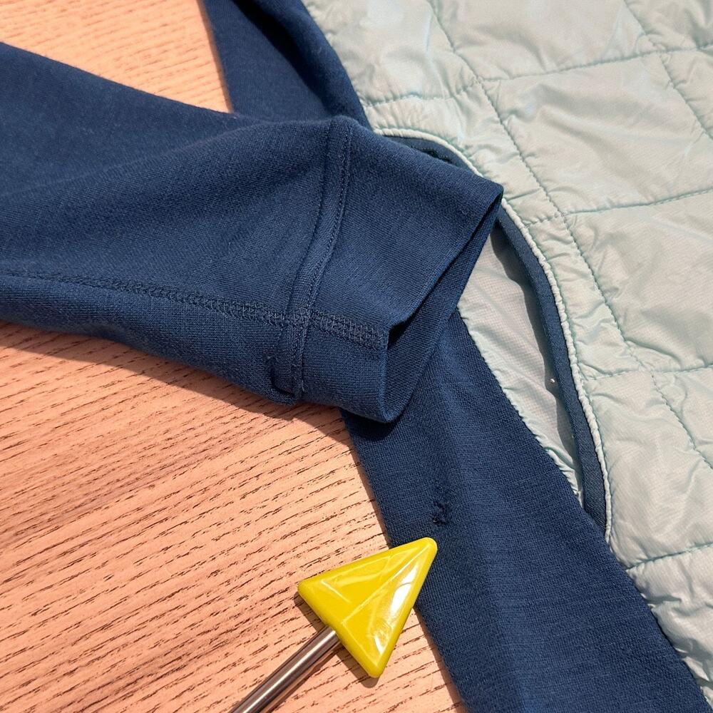 Smartwool PhD Smartloft Divide Full Zip Jacket Womens S Merino Blend Teal *Holes - Picture 14 of 16